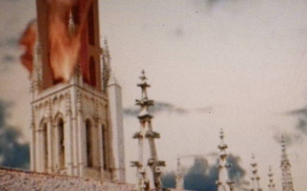 Aquel 18 de septiembre de 1614 en el que un rayo incendió la torre de la Catedral de Segovia