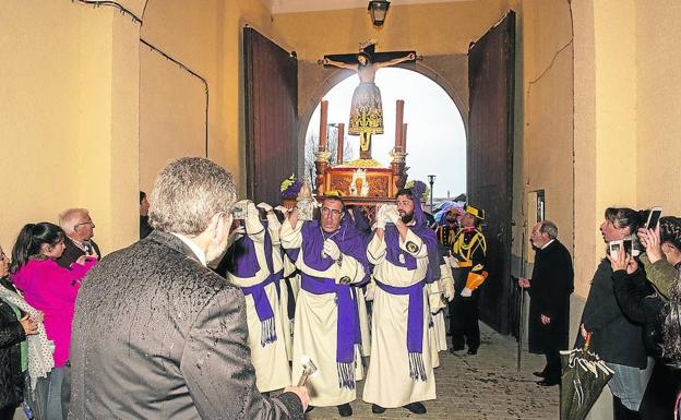 Solo cuatro pasos de los once previstos llegan a la Catedral