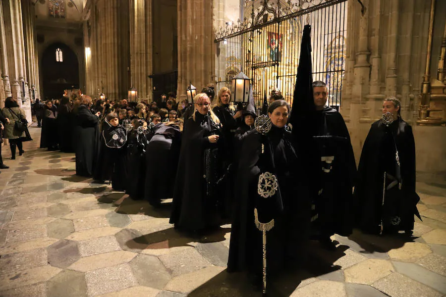 Procesión de Nuestra Señora de la Soledad en Salamanca
