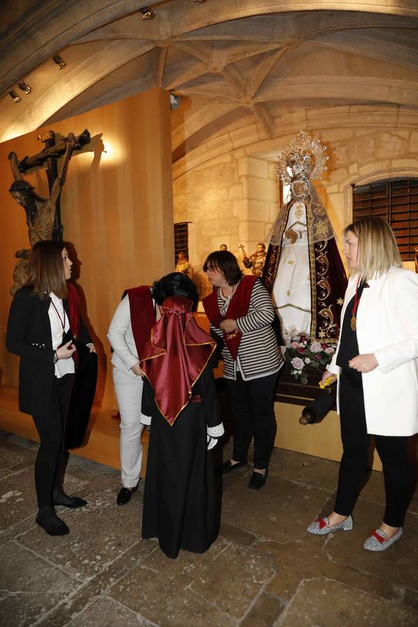 Bajada del Ángel en Peñafiel (2/2)