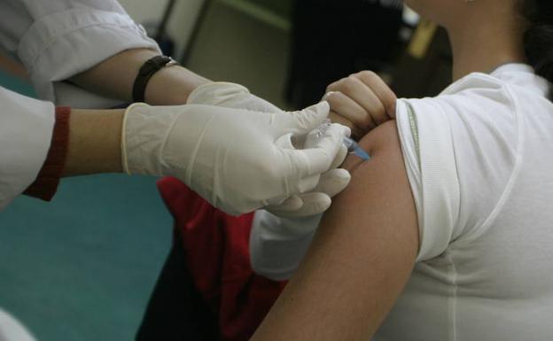 La Junta introduce la vacuna contra la meningitis B desde el mes de junio