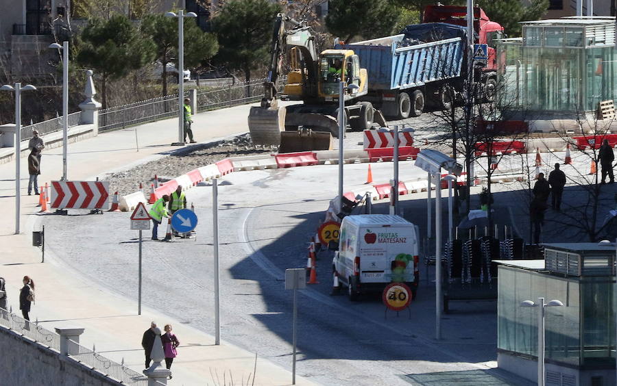 La lluvia aplaza el asfaltado del tramo superior de la avenida Padre Claret de Segovia