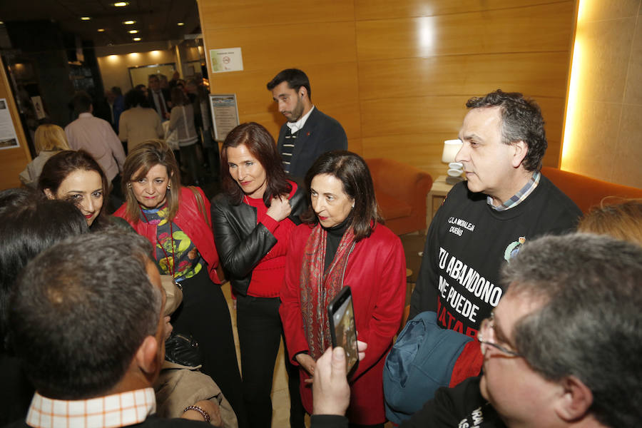 Margarita Robles defiende en Palencia el proyecto del PSOE frente a la «vuelta al pasado» de la derecha