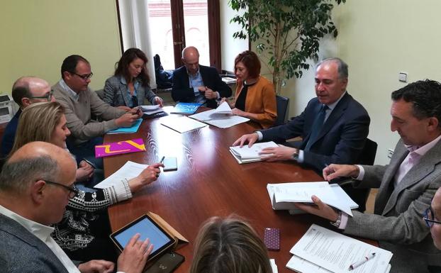 El Ayuntamiento incrementa un 25% el presupuesto para promocionar el pequeño comercio