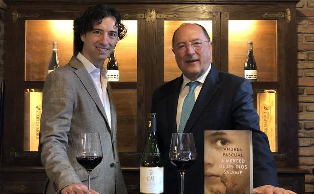 Andrés Pascual protagoniza el Encuentro entre Vino y Literatura en Bodega Carlos Moro