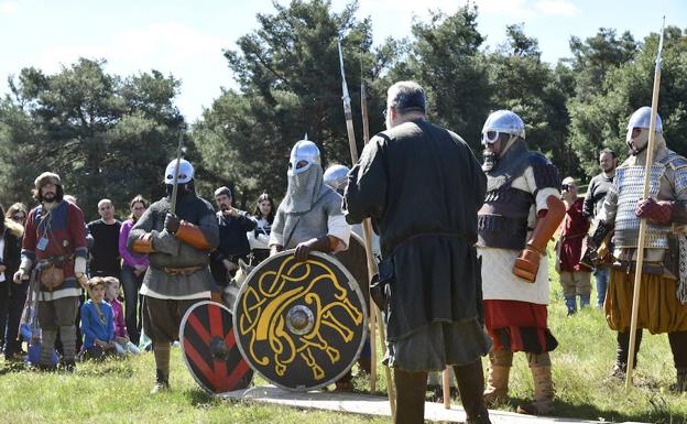 El Espinar reconoce el Cerro de la Hoya como territorio vikingo