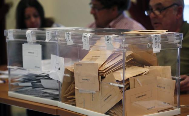 El PSOE reconquista 23 barrios de Valladolid y el PP se atrinchera en el centro ante el auge de Ciudadanos