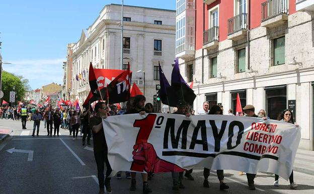 La CGT recuerda este Primero de Mayo el centenario de la consecución de la jornada laboral de 8 horas