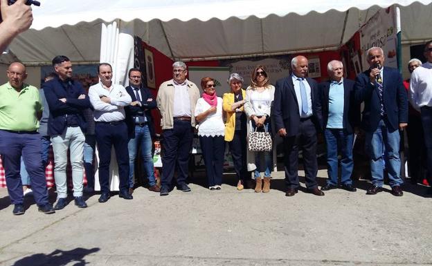 La XVI Feria Internacional del Queso de Hinojosa no defrauda y cada año va a más