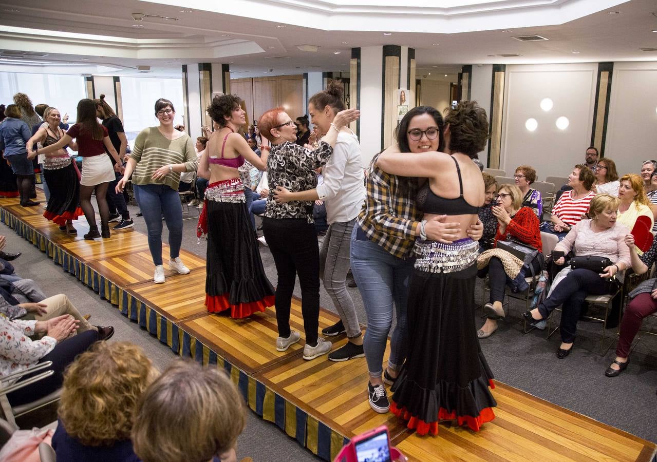Desfile de lencería y ropa de baño para mujeres mastectomizadas