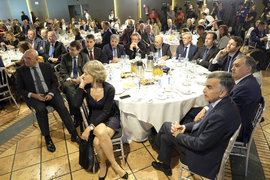 Asistentes al Foro Económico de El Norte de Castilla con Herrera y Feijoo