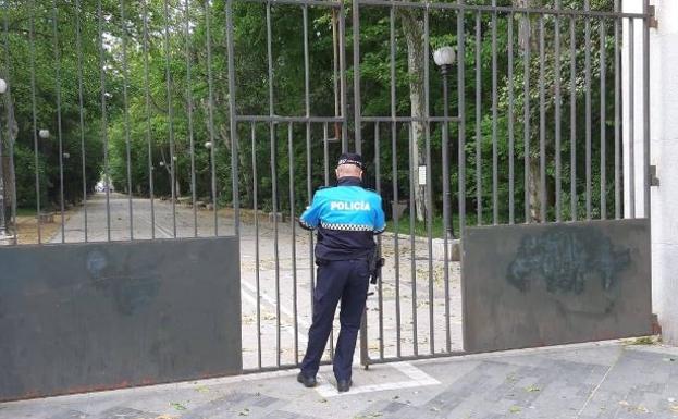 Desactivan en Valladolid la alerta por viento, que obligó a cerrar el Campo Grande al público