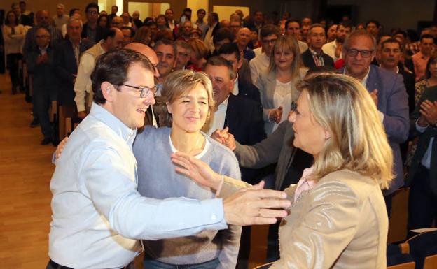 El PP saca músculo local y el PSOE llora a Rubalcaba en las primeras horas de la campaña en Valladolid