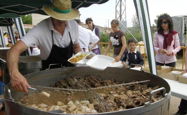 Valseca estrena la marca de garantía en su Feria del Garbanzo con un cocido para 1.500 personas