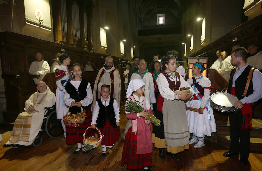 San Isidro viaja en tren en la romería de Dueñas