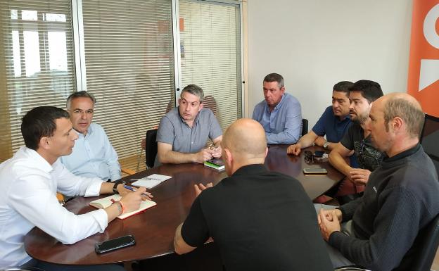 David Martín exige a la Junta explicaciones sobre la construcción de la nave de Nissan