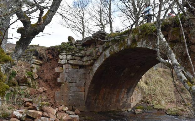 La Junta dedicará 12.000 euros a la reparación del derrumbado puente de Rojadillo