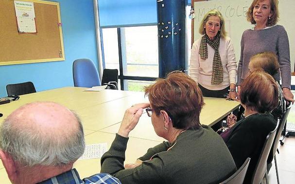 Firmada ante notario la cesión de la parcela para la Asociación de Alzhéimer de Segovia