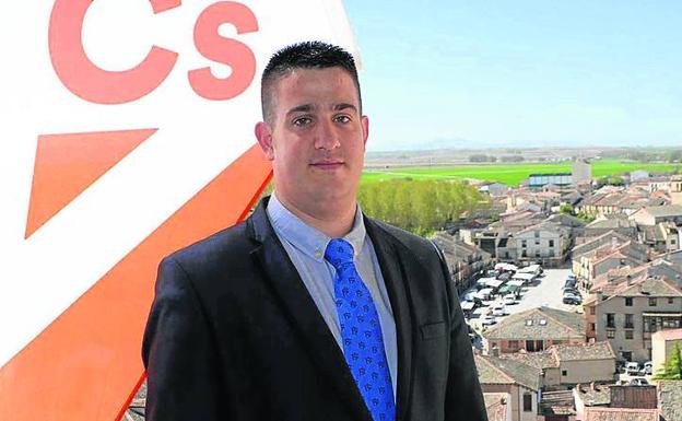 'El último de la fila' de... Cs Segovia a a las Cortes: «Cuando empecé en política mis padres me llamaron loco»