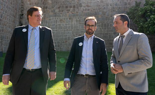 García-Conde: «No permitiríamos hacer en nuestras empresas lo que la Junta hace con el dinero de todos»