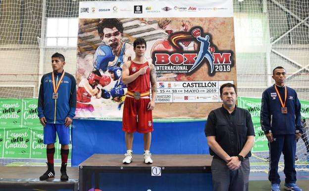 Tres oros y dos bronces en el Boxam Internacional para el Boxeo Valladolid