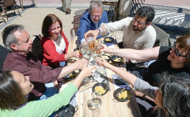 Toma la Palabra quiere más concejales: «¡A por la segunda ración!»