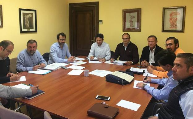 Reunión para favorecer la implantación del sector primario en la provincia