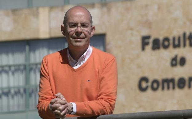 Fernández Antolín promete cuatro años de «absoluta lealtad» por parte de Ciudadanos en Valladolid