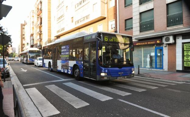 El comité de Auvasa analiza cómo retomar la negociación del convenio tras los comicios locales