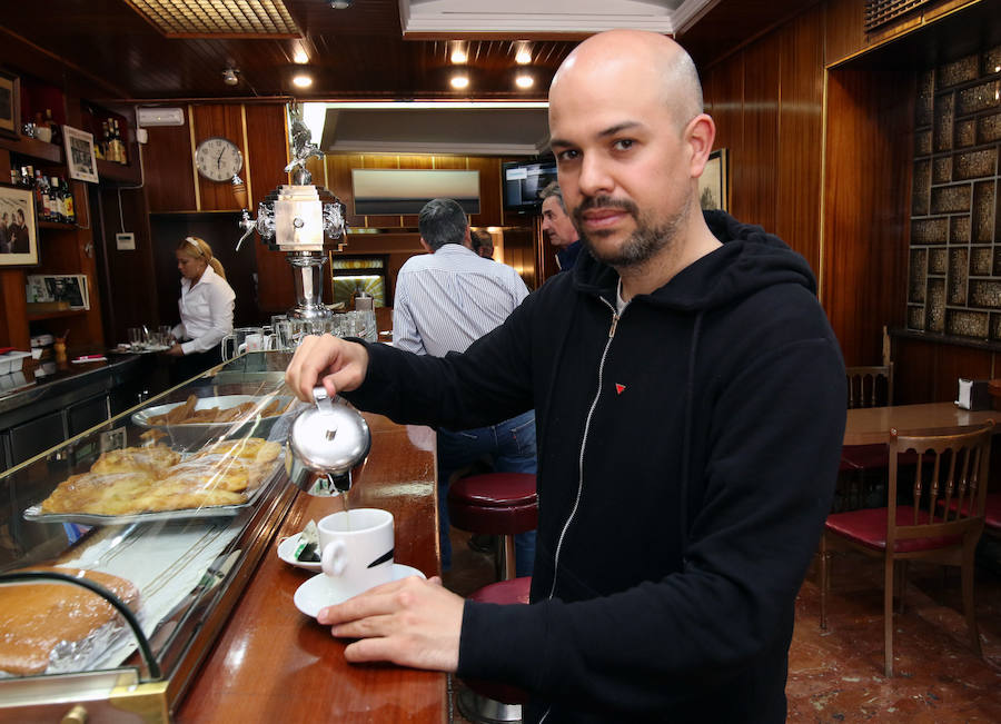 IU está «abierto al diálogo» y espera que «el PSOE tome la iniciativa»