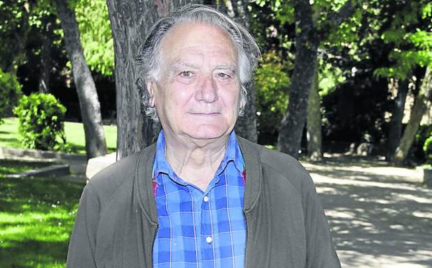 El arquitecto Alberto García Gil dedica un libro a Pedraza y su tierra