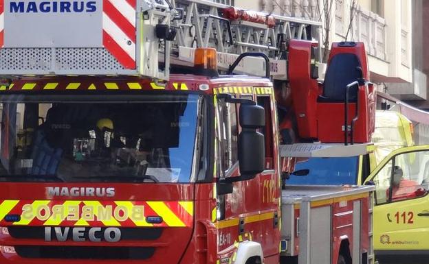 Un afectado por inhalación de humo en el incendio de su vivienda en La Cistérniga