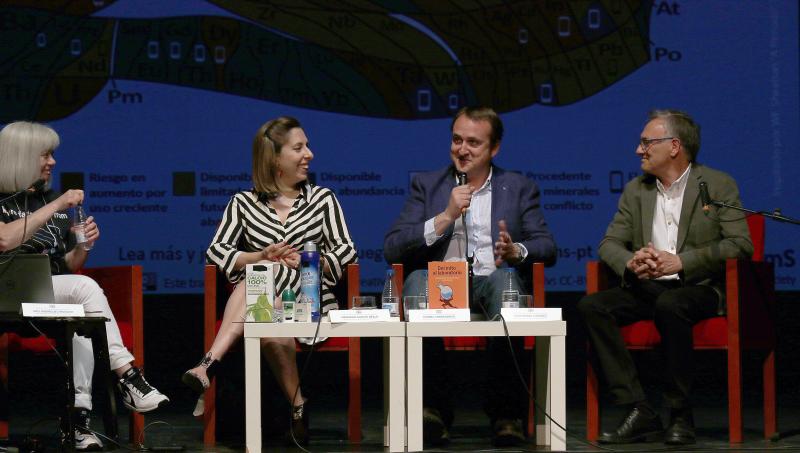 La Feria del Libro de Valladolid homenajea a José Manuel de la Huerga