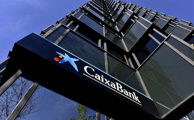 Los voluntarios para acogerse al ERE de CaixaBank exceden la cifra acordada