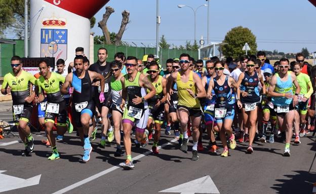 José Miguel Flores y Sonia Sánchez se imponen en el Duatlón Cross de Villares de la Reina