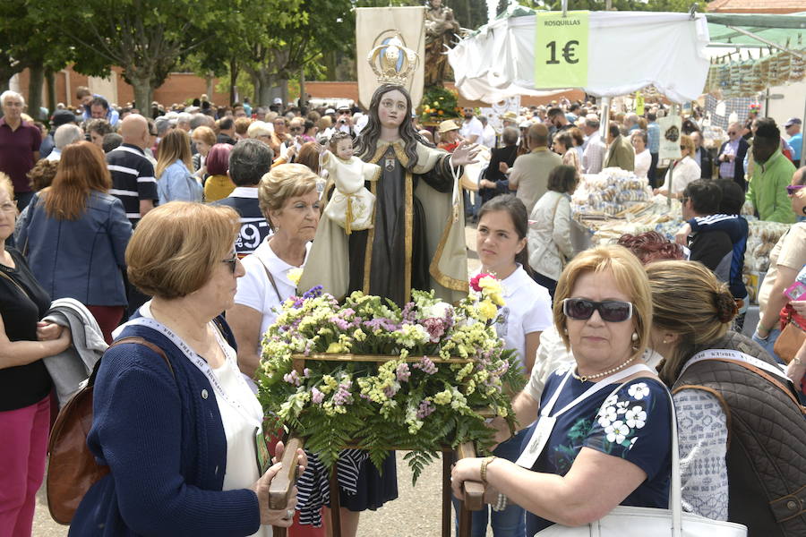 La Virgen de Extramuros sale a la pradera del Carmen de Valladolid