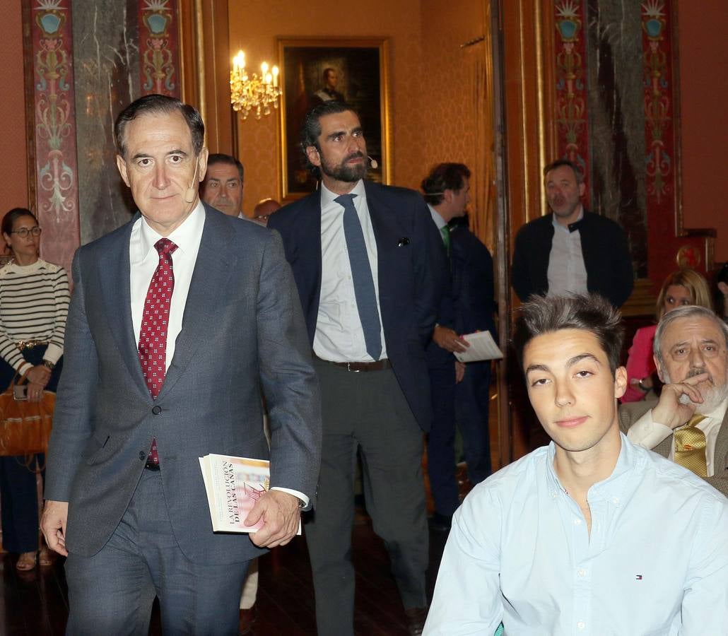 Antonio Huertas e Iñaki Ortega presentan el libro 'La revolución de las canas' en el Aula de Cultura de El Norte de Castilla