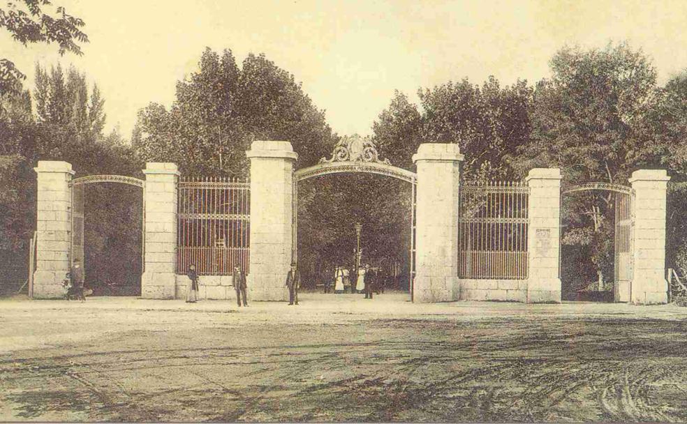 A tiros contra los revolucionarios