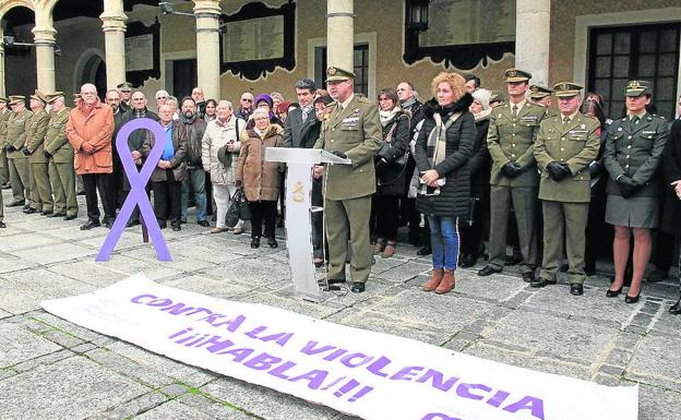 Detienen en Carbonero a un hombre por propinar una paliza a su pareja, que fue hospitalizada