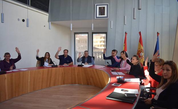 Sesión de despedidas antes de la constitución de la nueva Corporación en Guijuelo