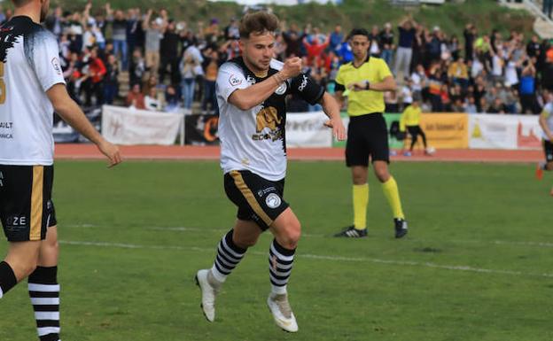 Iván Garrido, muy optimista para seguir en Unionistas CF
