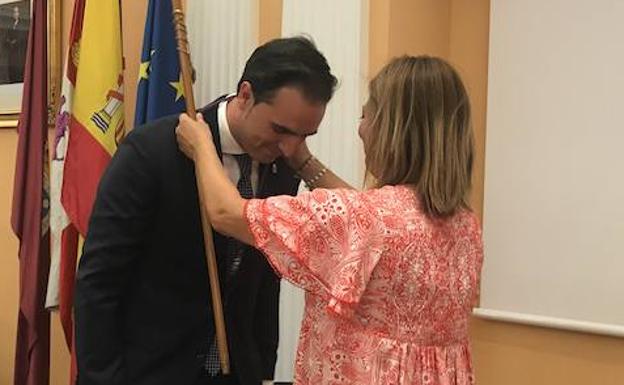 El popular Guzmán Gómez gobernará Medina en minoría con apoyos puntuales de Cs