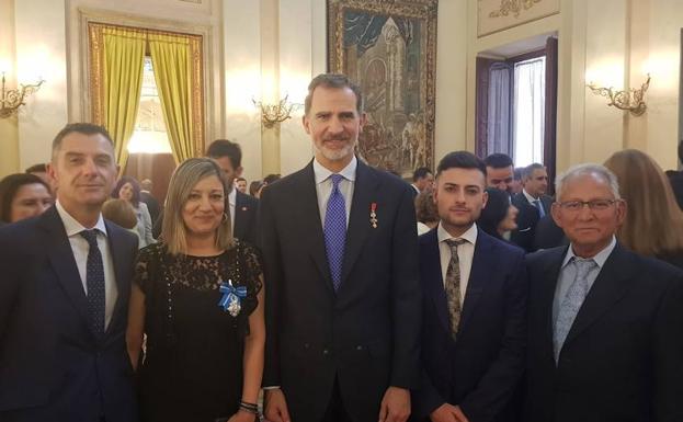 Nuria Robles, empleada de Renault condecorada por el Rey: «Estoy muy feliz por mí y por mis compañeros de Valladolid»