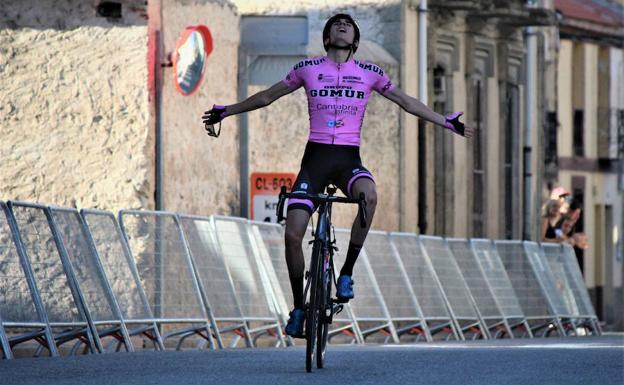 Iván Cobo se impone en la primera selección de la Vuelta a Segovia