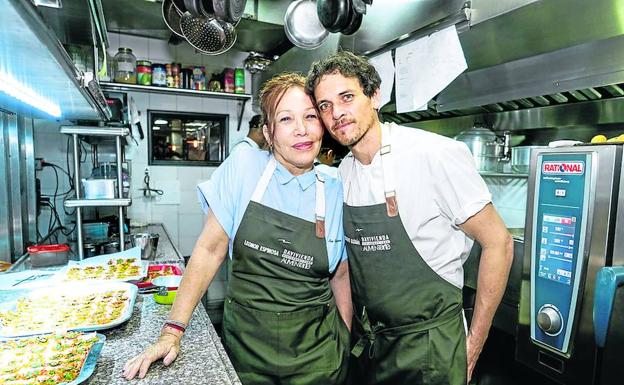 Delantales frente al narco