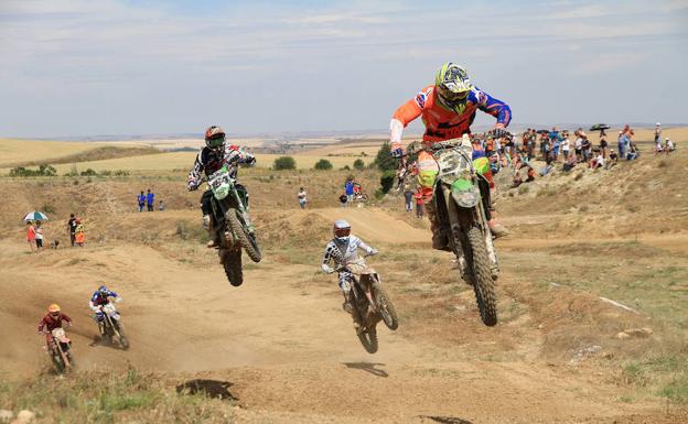 El motocross segoviano abre gas