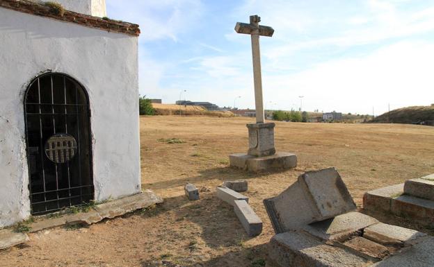 Investigan quién es el propietario de las cruces de La Piedad para que formule la denuncia
