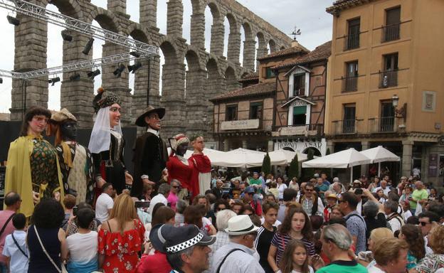 La Sinfónica Tierra de Segovia cierra la fiesta de San Juan en el Acueducto