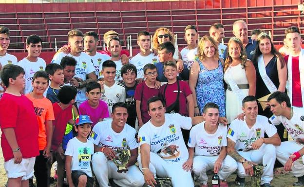 Miles de aficionados abarrotan Zaratán en los festejos taurinos