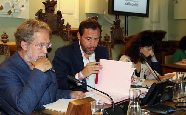 Puente aboga por recuperar los sueldos previos a la crisis para el alcalde y los ediles